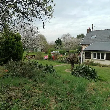 Le Petit Verger, 1 Impasse De La Fenouillere 61330 Casa de Férias Céaucé