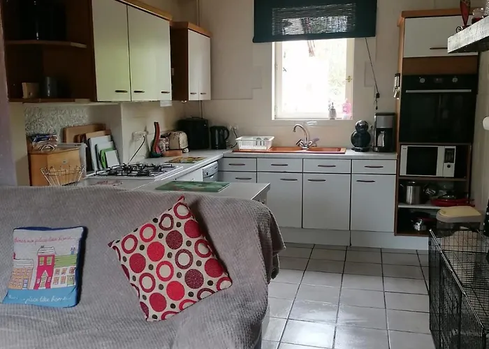 Le Petit Verger, 1 Impasse De La Fenouillere 61330 Holiday home *